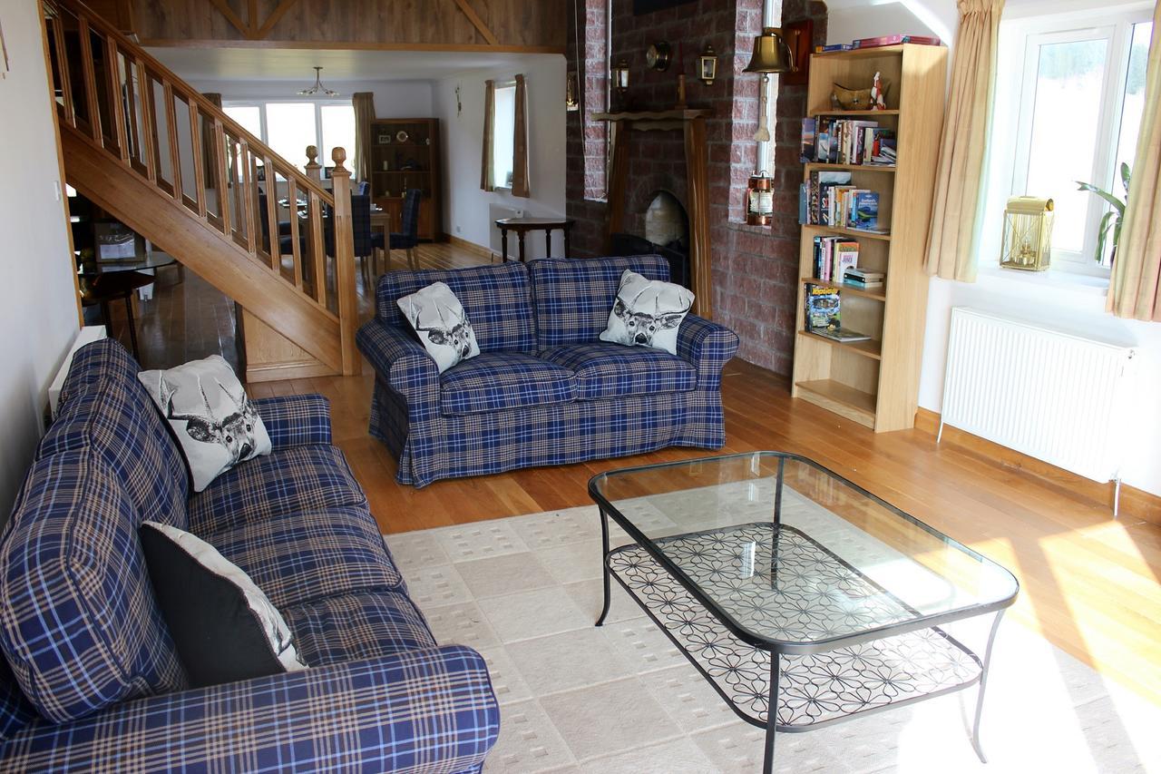 Overscaig Oak Lodge Bed And Breakfast المظهر الخارجي الصورة