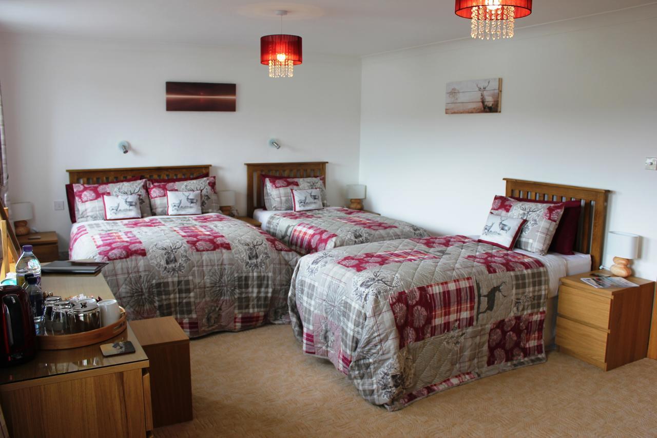Overscaig Oak Lodge Bed And Breakfast المظهر الخارجي الصورة