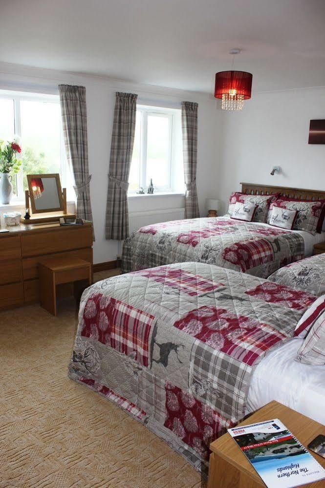 Overscaig Oak Lodge Bed And Breakfast المظهر الخارجي الصورة